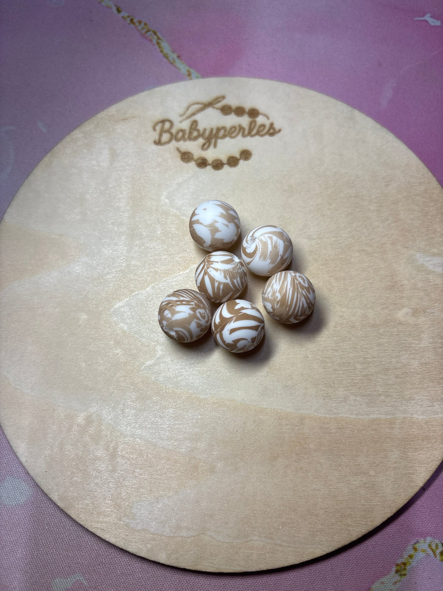 Perles rondes 15 mm feuillage akram