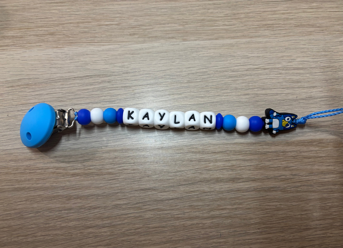 Attache tétine bluey