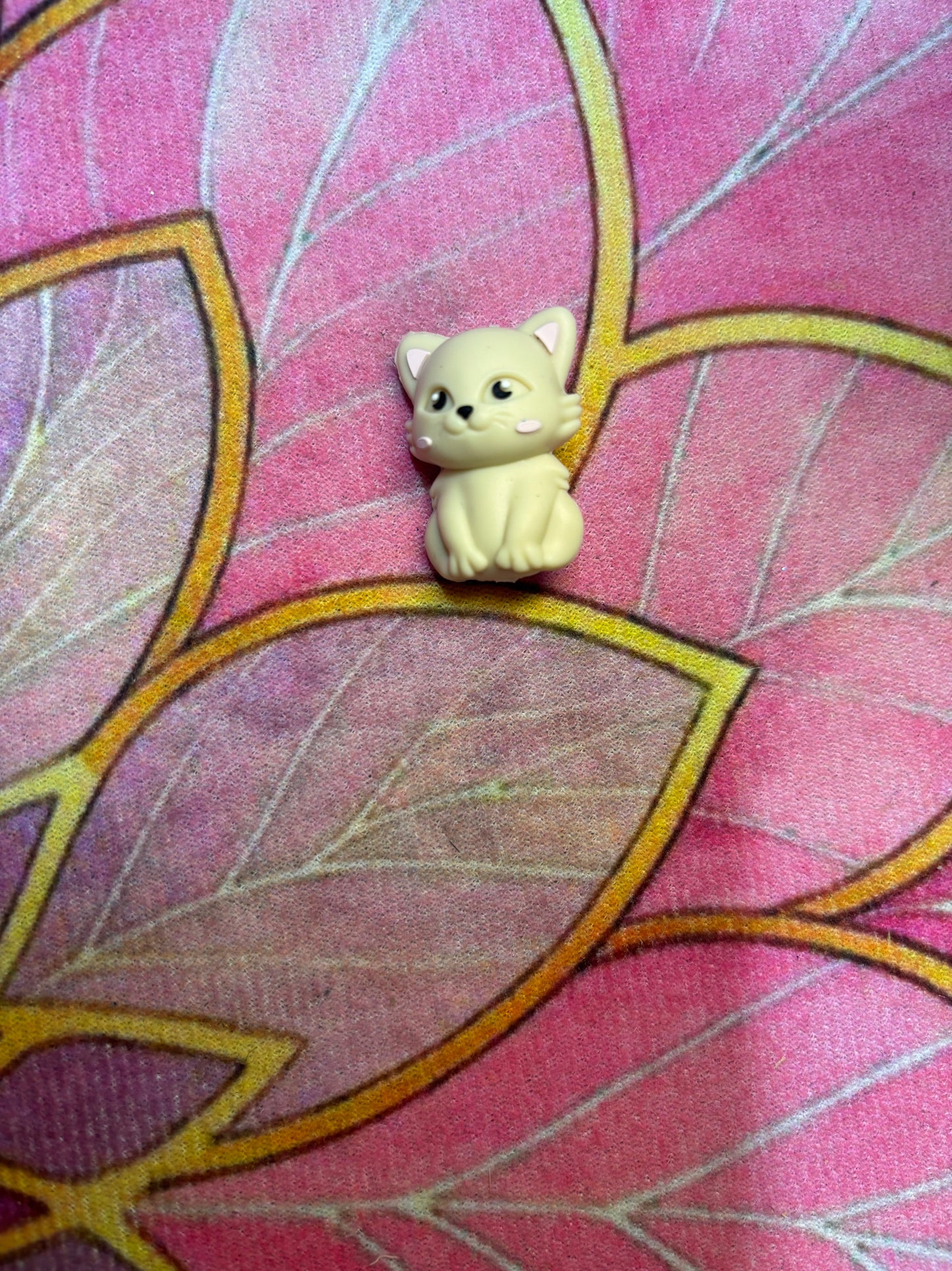 Chat 3D beige