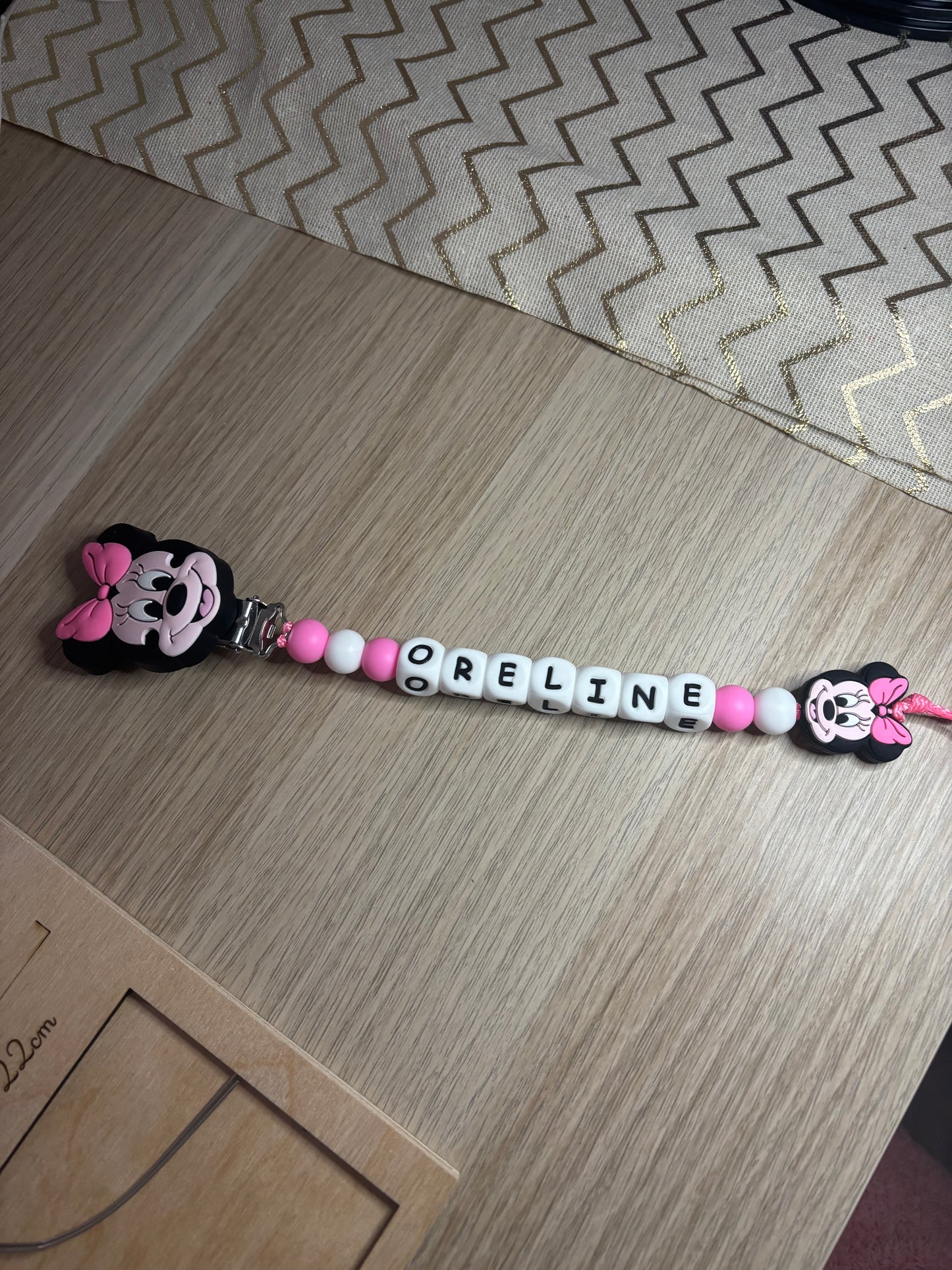 Attache tétine Minnie MODÈLE 1