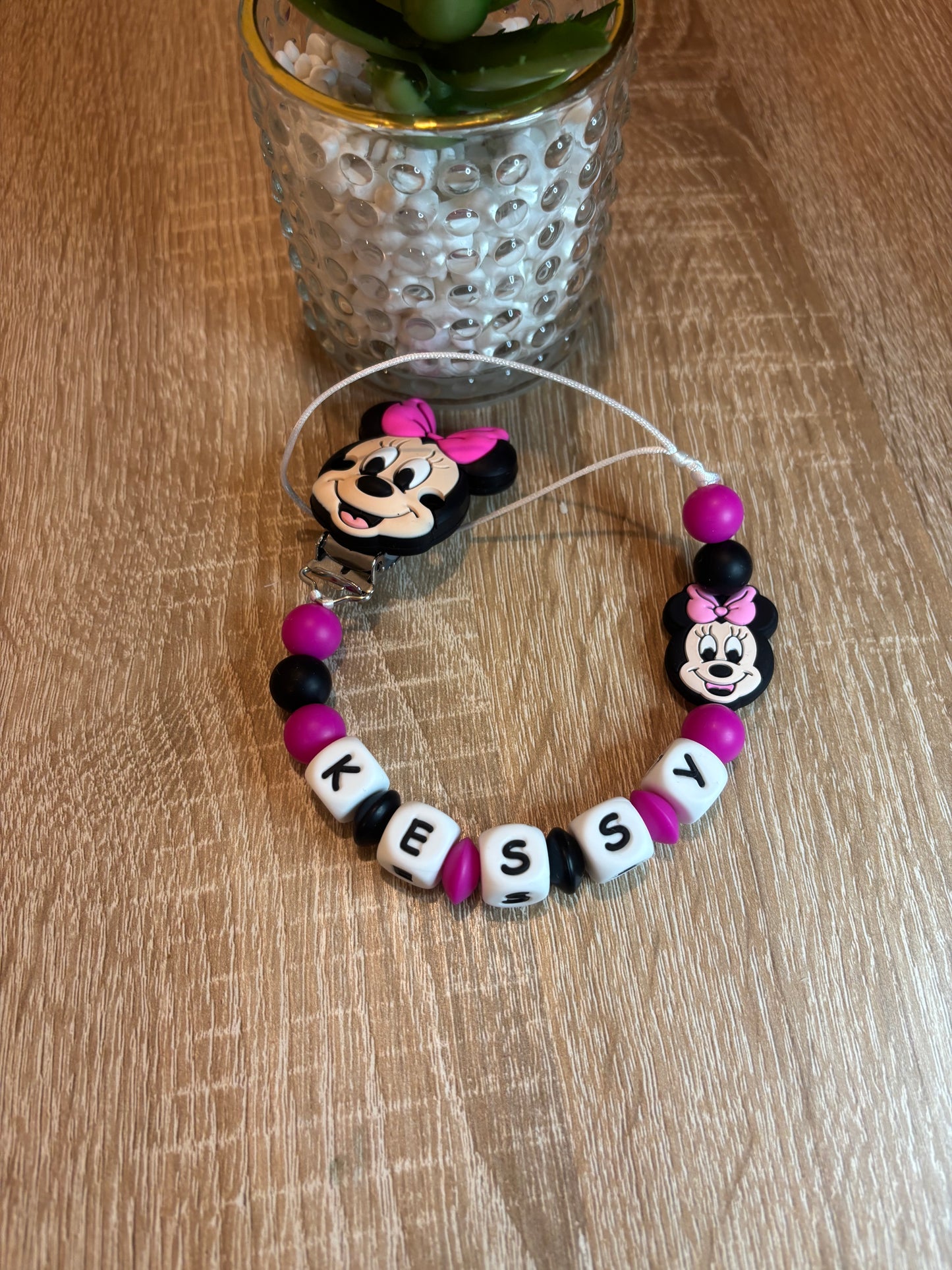 Attache tétine Minnie MODÈLE 1