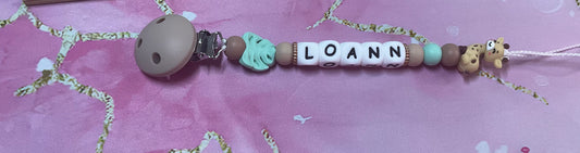 Attache tétine girafe 3D