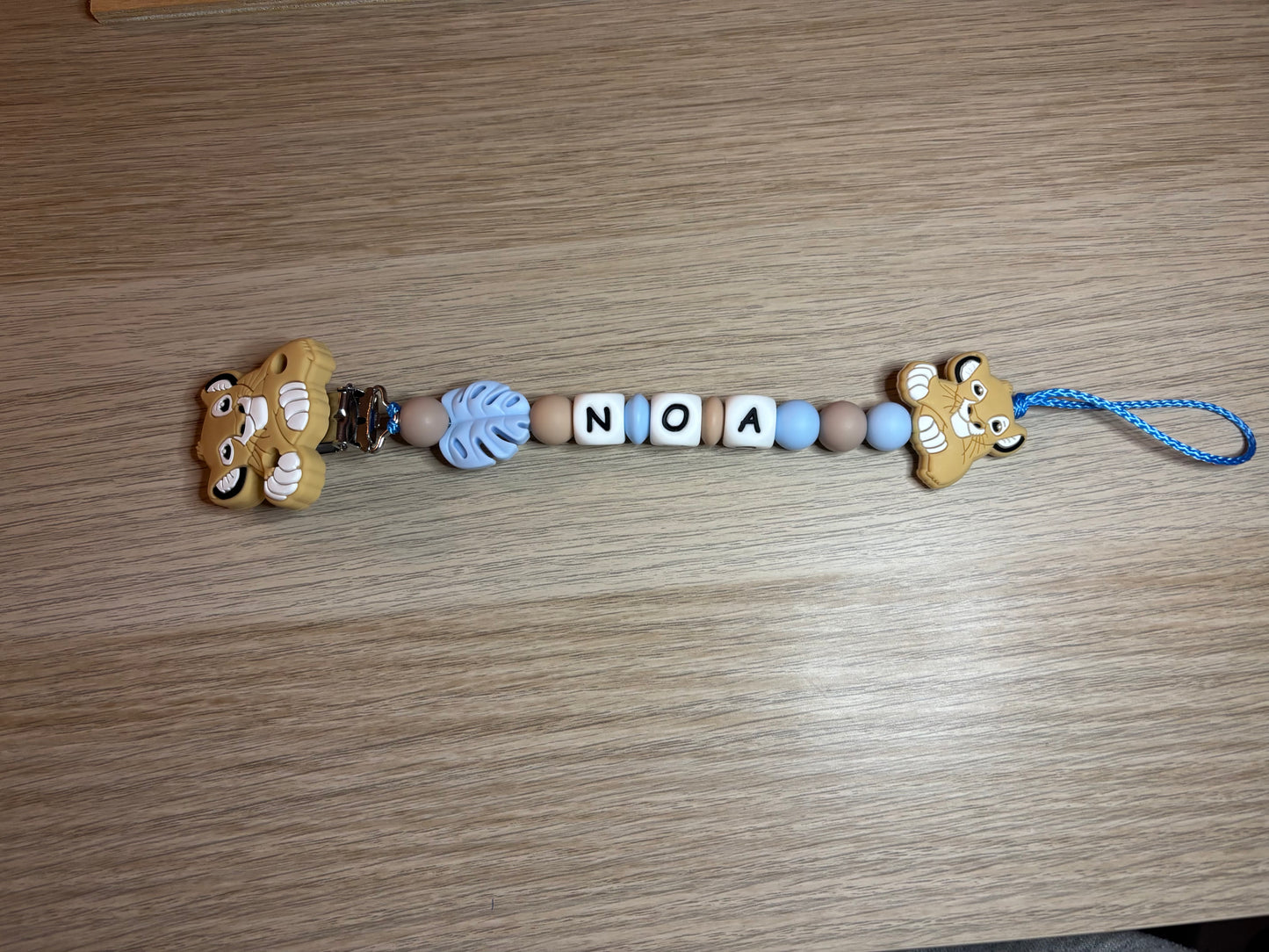 Attache tétine Simba modèle 1