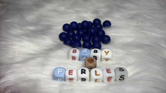 Perle ronde 12 mm bleu nuit
