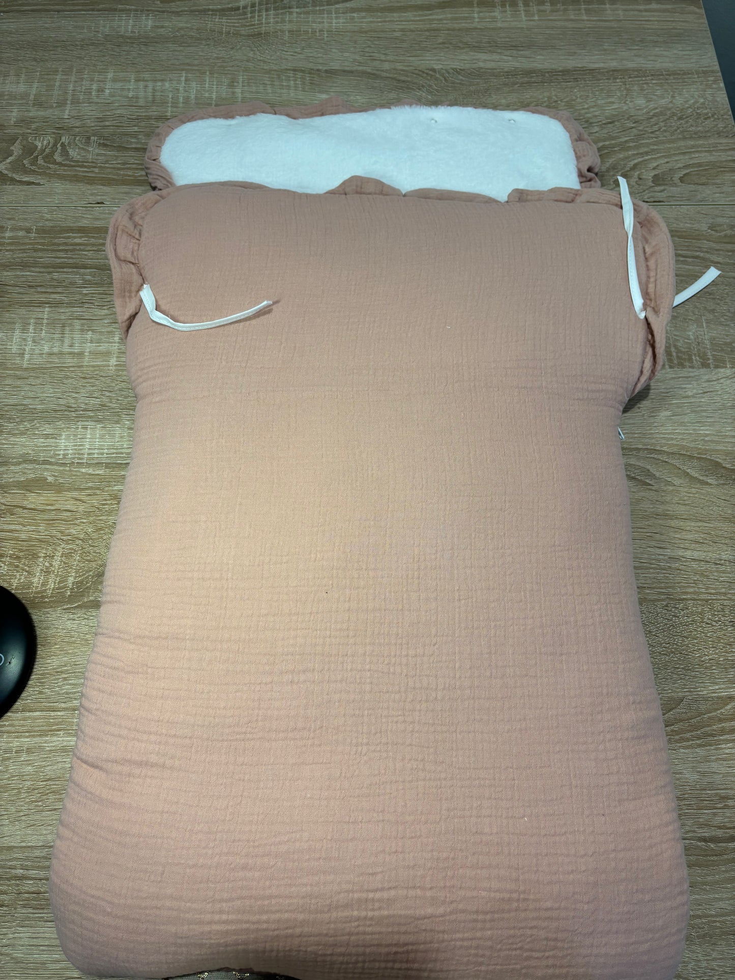 Nid d’ange en coton de gaz  ou minky polaire